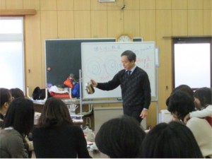 前回の愛徳幼稚園での講習の様子